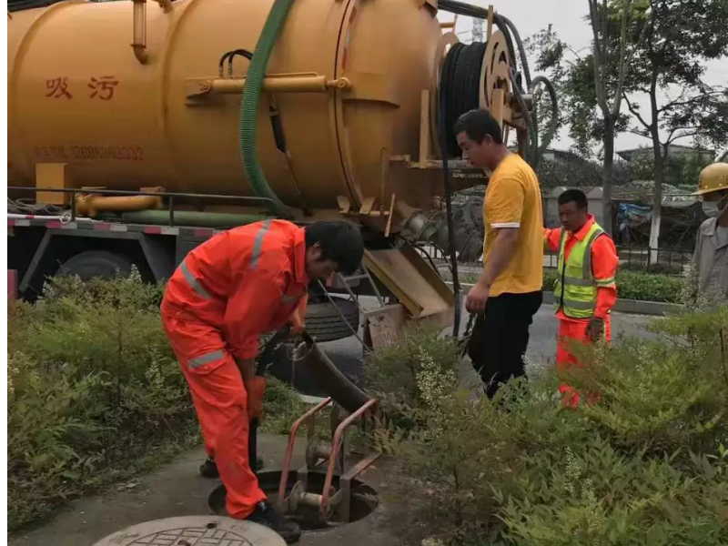 青岛四方区专业投下水《疏通马桶》维修下水道
