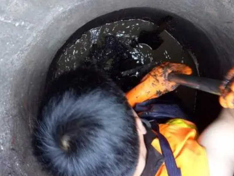 四方区疏通马桶（低价、24小时）机械投下水、修水管
